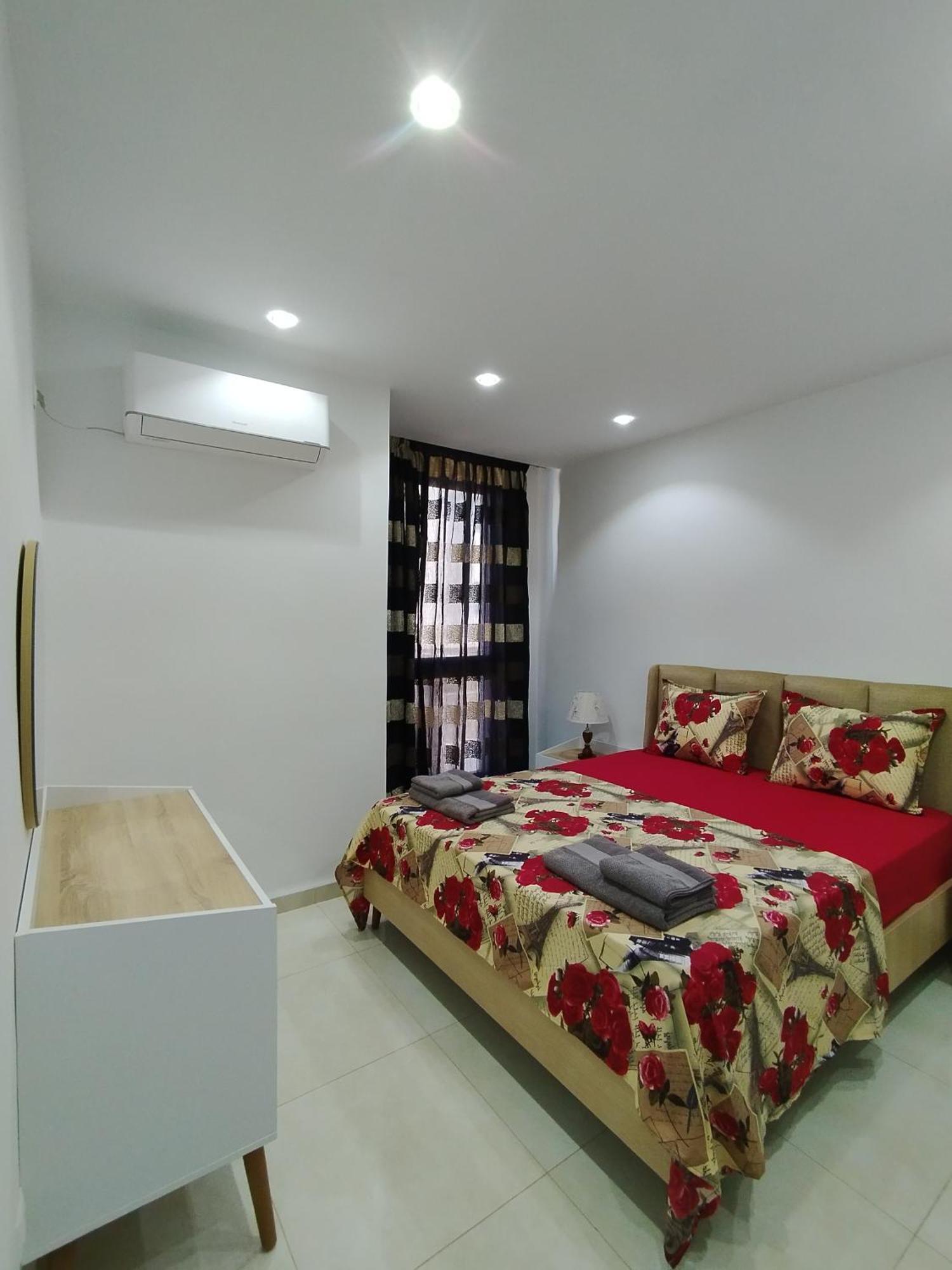 Luxueux Appartement A Tlemcen Buitenkant foto